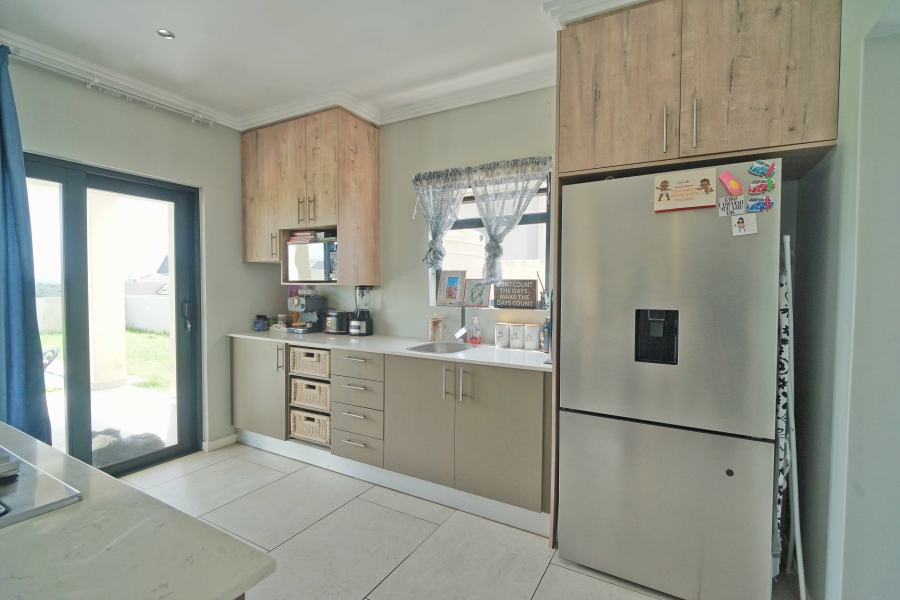 3 Bedroom Property for Sale in Kidds Beach Eastern Cape